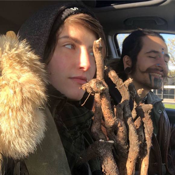 Meet your Posher, Jen - Picture 1 of 1